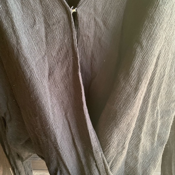 Women’s black Free People “Check on It” wrap top size medium - Picture 6 of 9